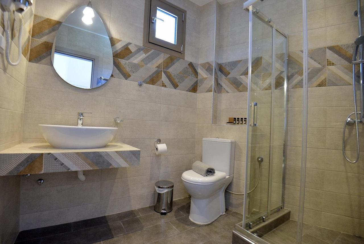 Aqua Marine Hotell Neos Marmaras Exteriör bild